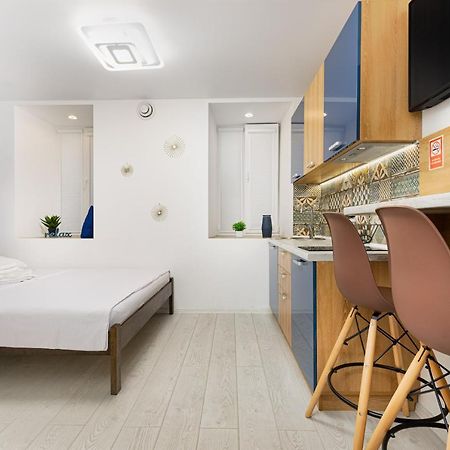 Apartments On Chaykovskogo 16 Одеса Екстериор снимка