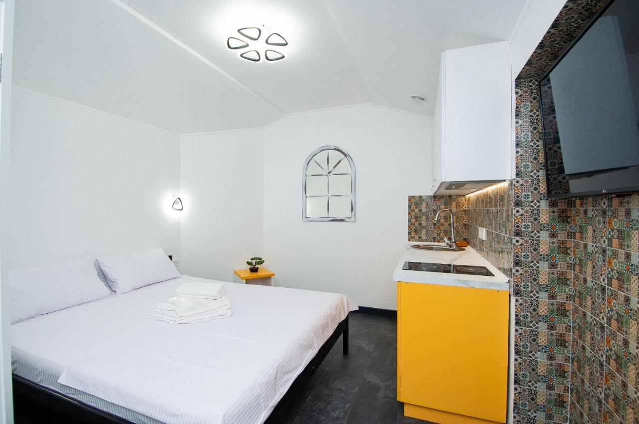 Apartments On Chaykovskogo 16 Одеса Екстериор снимка