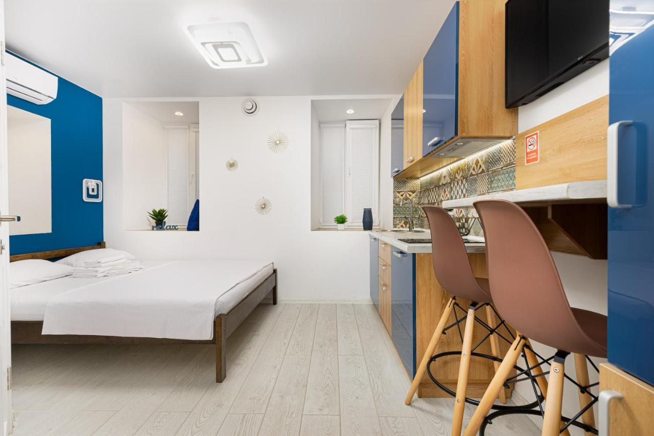 Apartments On Chaykovskogo 16 Одеса Екстериор снимка
