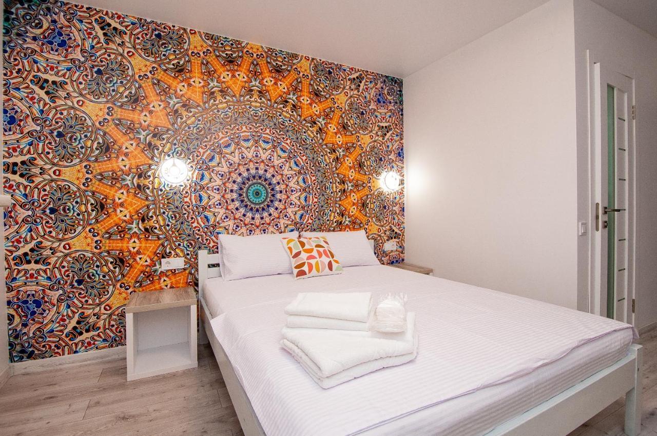 Apartments On Chaykovskogo 16 Одеса Екстериор снимка