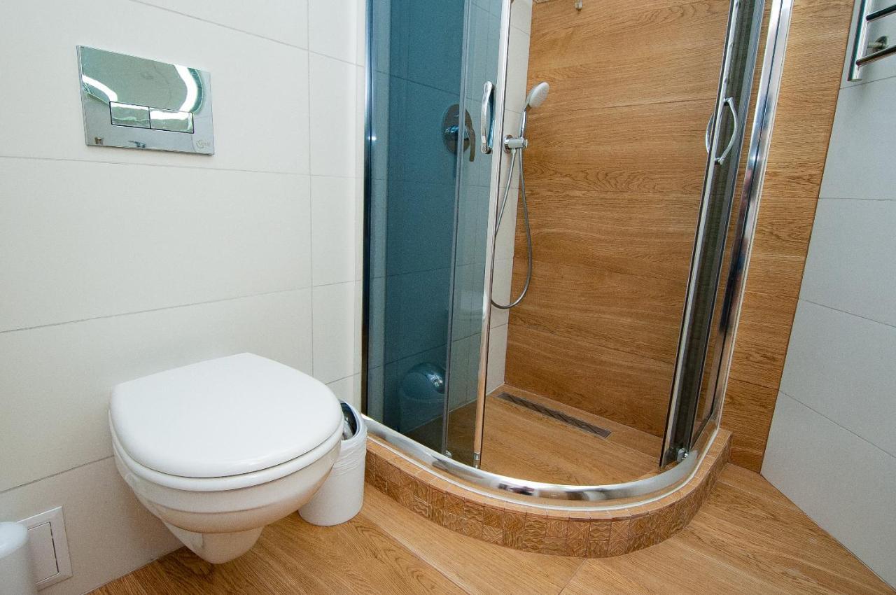 Apartments On Chaykovskogo 16 Одеса Екстериор снимка