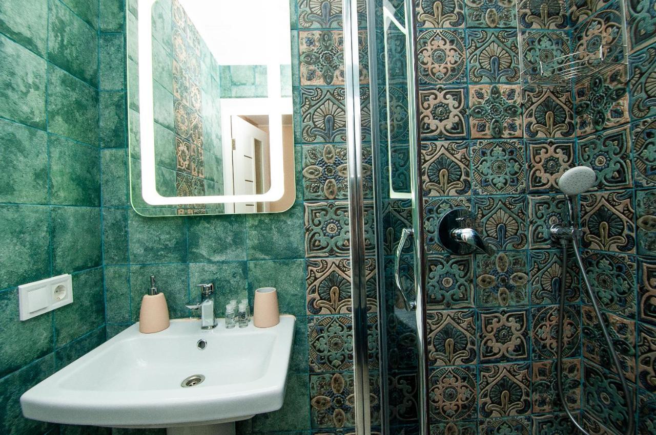 Apartments On Chaykovskogo 16 Одеса Екстериор снимка