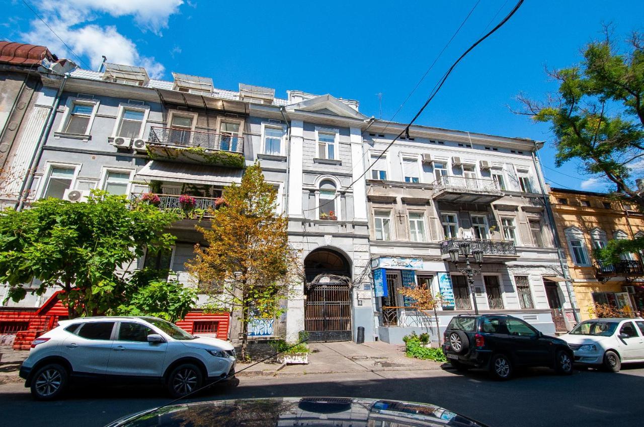 Apartments On Chaykovskogo 16 Одеса Екстериор снимка