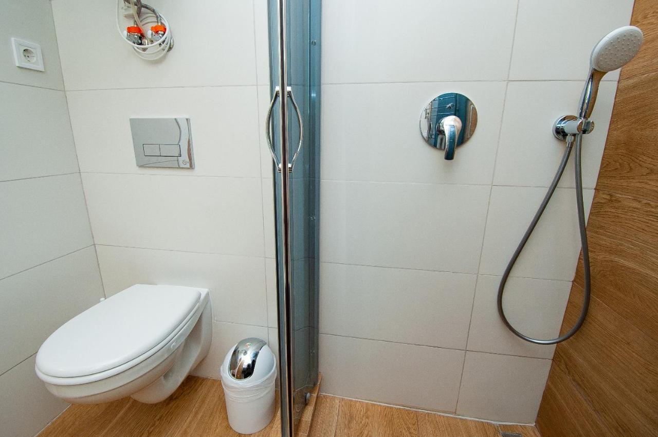 Apartments On Chaykovskogo 16 Одеса Екстериор снимка
